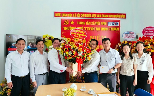 Ngày Báo chí Cách mạng Việt Nam: Báo chí - cầu nối giữa ý Đảng, lòng dân - Ảnh 3.