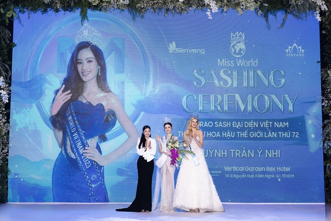 Huỳnh Trần Ý Nhi nhận sash Miss World Vietnam tham dự Hoa hậu Thế giới lần thứ 72 - Ảnh 2.