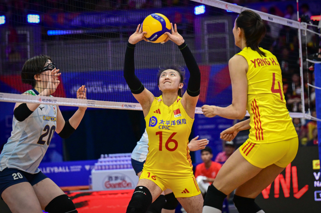 ĐT bóng chuyền nữ Trung Quốc gây sốc khi 'chơi cho vui' tại VNL 2024, ủ mưu giành HCV Olympic Paris - Ảnh 1.