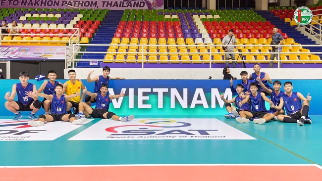 Thắng Campuchia ở Thái Lan, tuyển trẻ bóng chuyền Việt Nam chính thức đoạt vé dự giải châu Á - Ảnh 1.