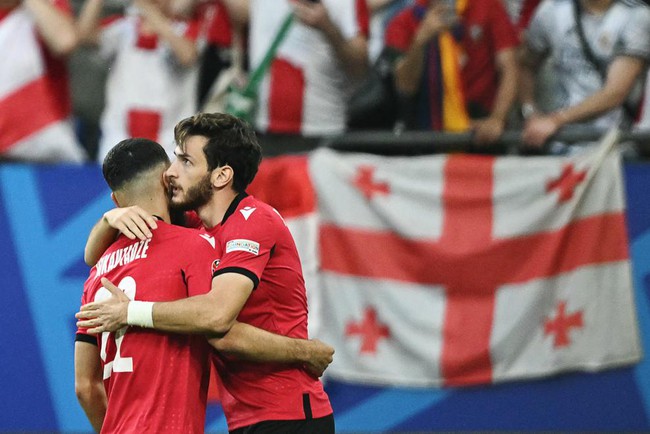 TRỰC TIẾP bóng đá Georgia vs Bồ Đào Nha (2-0), CH Séc vs Thổ Nhĩ Kỳ (1-2): Cú sốc lớn nhất EURO - Ảnh 15.