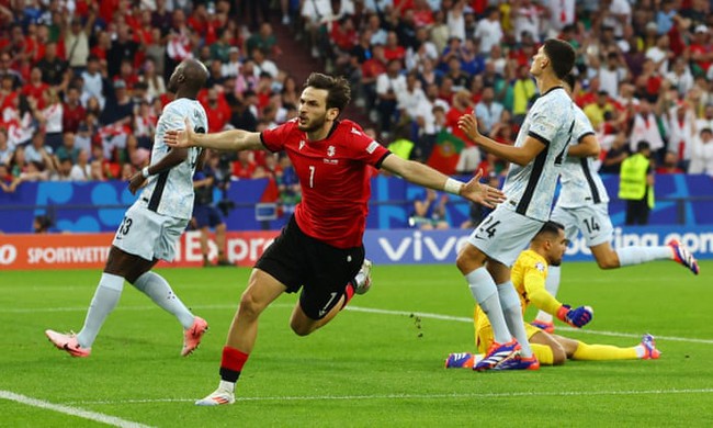 TRỰC TIẾP bóng đá Georgia vs Bồ Đào Nha (2-0), CH Séc vs Thổ Nhĩ Kỳ (1-2): Cú sốc lớn nhất EURO - Ảnh 10.