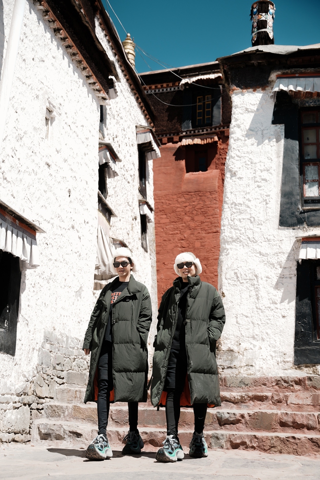 NTK Vungoc&Son du lịch Tây Tạng tìm cảm hứng thiết kế  - Ảnh 9.