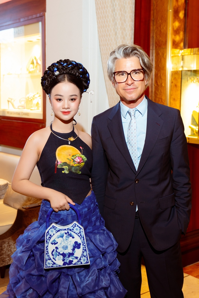 Hình ảnh mẫu teen Maika Ngọc Khánh tự tin ở Liên hoan phim Cannes  - Ảnh 6.