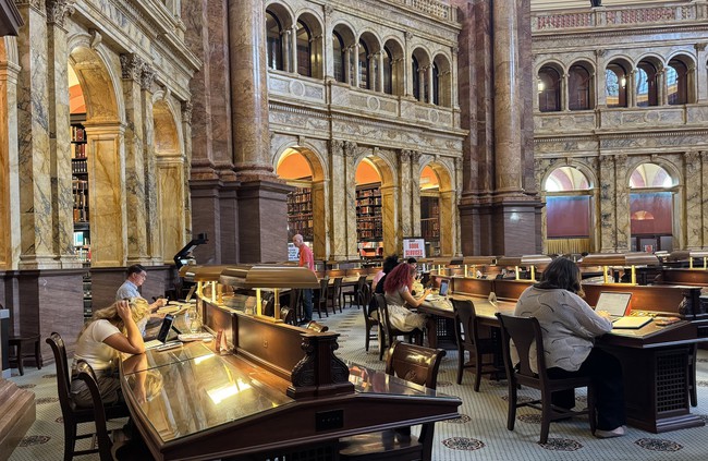 Khám phá lịch sử Việt Nam trong Thư viện Quốc hội lớn nhất thế giới tại Mỹ - Ảnh 4.