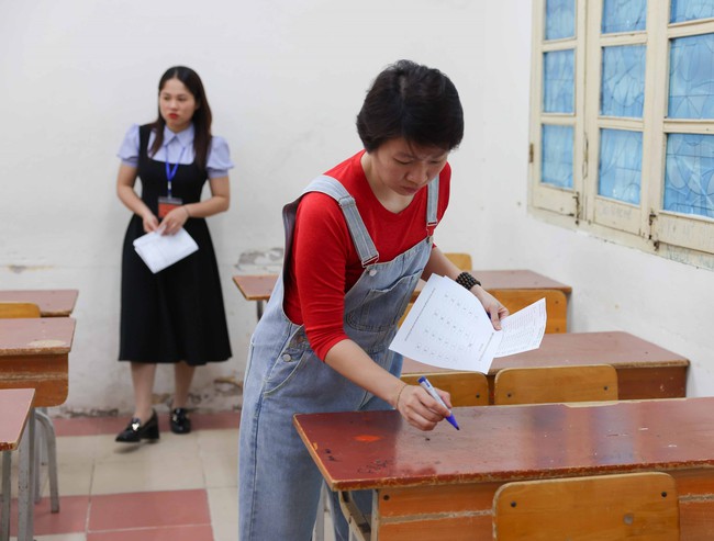106 nghìn thí sinh Hà Nội bắt đầu thi vào lớp 10 THPT - Ảnh 9.