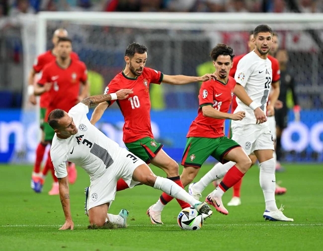 TRỰC TIẾP bóng đá Bồ Đào Nha vs Slovenia: Chiến thắng siêu kịch tính - Ảnh 22.