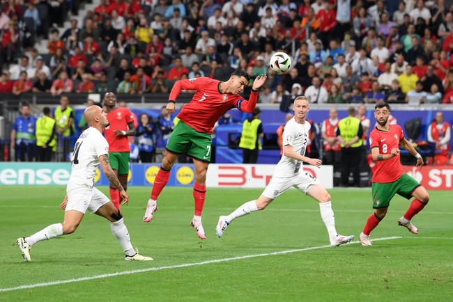TRỰC TIẾP bóng đá Bồ Đào Nha vs Slovenia: Chiến thắng siêu kịch tính - Ảnh 21.