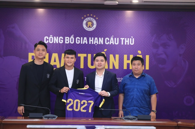 CLB Hà Nội giữ chân Phạm Tuấn Hải thêm 3 năm, tạo điều kiện xuất ngoại - Ảnh 3.