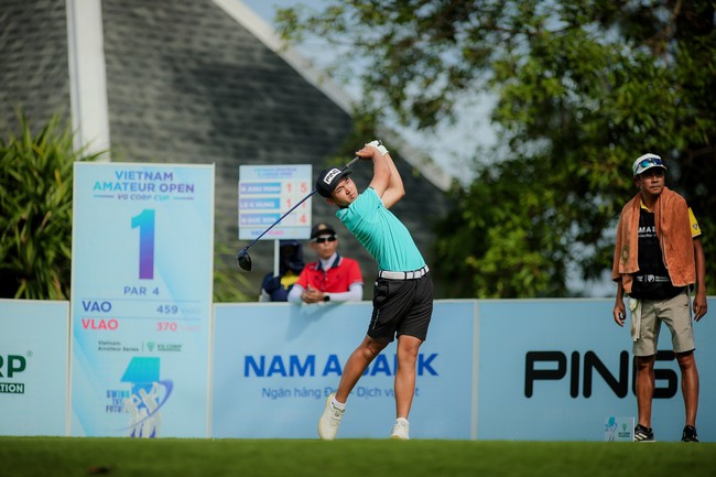 Đánh bại nhà vô địch SEA Games 32, tay golf Việt Nam đón tuổi 17 rực rỡ - Ảnh 1.