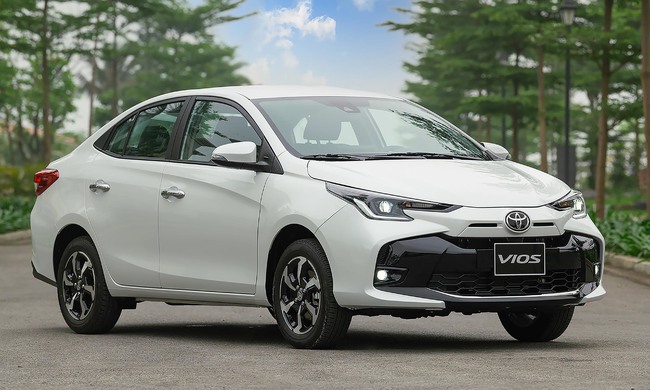 Nhiều mẫu xe Toyota kèm ưu đãi kép trong tháng 7 - Ảnh 1.