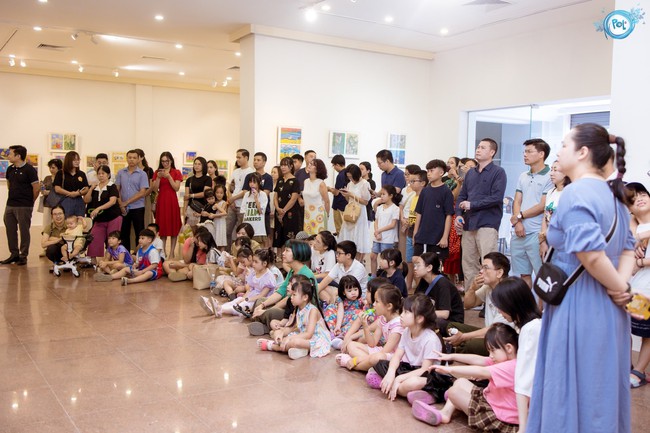 Khoảnh khắc đáng nhớ tại buổi trưng bày tranh thiếu nhi &quot;Nơi trú ẩn&quot; - Ảnh 4.