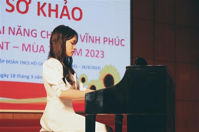 Nữ thủ khoa khối D01: Cân bằng giữa học và chơi để giảm áp lực - Ảnh 2.