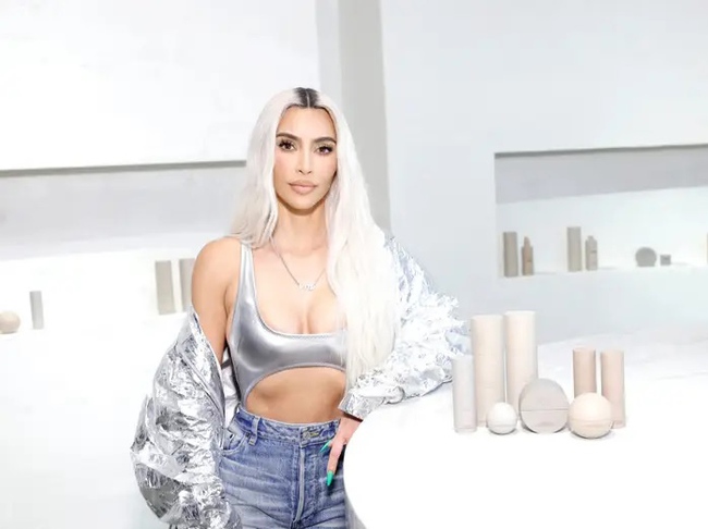 (Bài đăng thứ 7) Kim Kardashian có khối tài sản trị giá 1,7 tỷ USD - đây là cách cô kiếm và tiêu tiền - Ảnh 4.