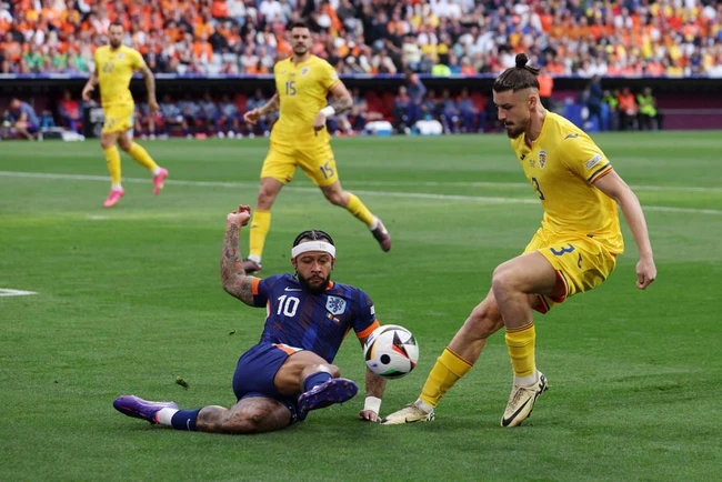 TRỰC TIẾP bóng đá Romania vs Hà Lan (23h00 hôm nay): Gakpo mở tỷ số - Ảnh 10.