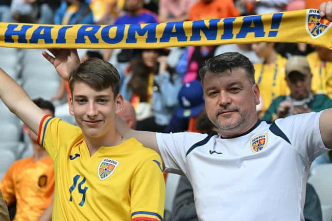 VTV2 VTV3 trực tiếp bóng đá Romania vs Hà Lan (23h hôm nay, 2/7): Bàn thắng đến sớm - Ảnh 15.