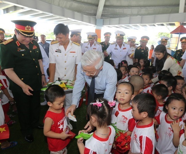 Giới nghiên cứu khẳng định Tổng Bí thư Nguyễn Phú Trọng có cống hiến to lớn vì hạnh phúc của nhân dân Việt Nam - Ảnh 2.