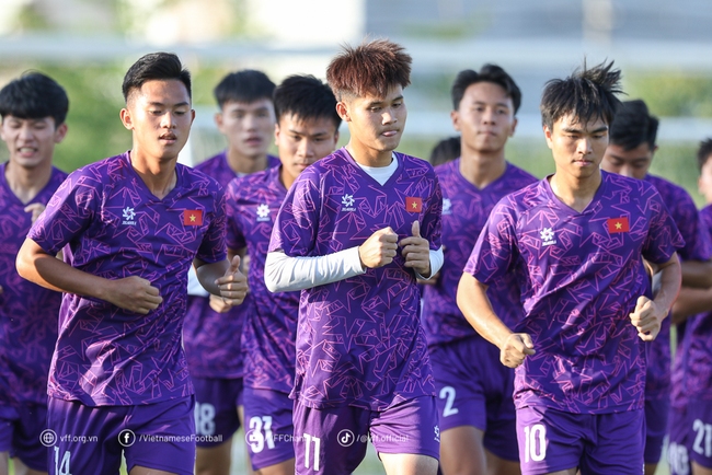 Xem trực tiếp bóng đá VTV5 VTV6: U19 Việt Nam vs c (15h00 hôm nay) - Ảnh 2.