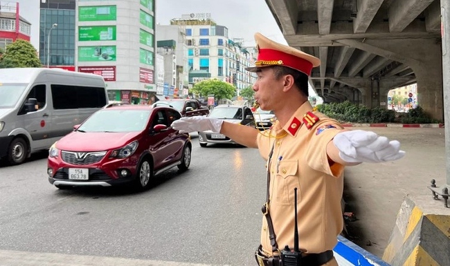 Phân luồng giao thông phục vụ Quốc tang - Ảnh 2.