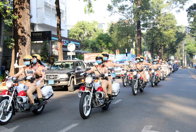 Thành phố Hồ Chí Minh: Phân luồng giao thông phục vụ Lễ viếng và Lễ truy điệu Tổng Bí thư Nguyễn Phú Trọng - Ảnh 1.