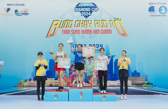 "Running Diamond Cup 2024" thu hút hơn 2.500 runners và gây quỹ 250 triệu đồng  - Ảnh 2.