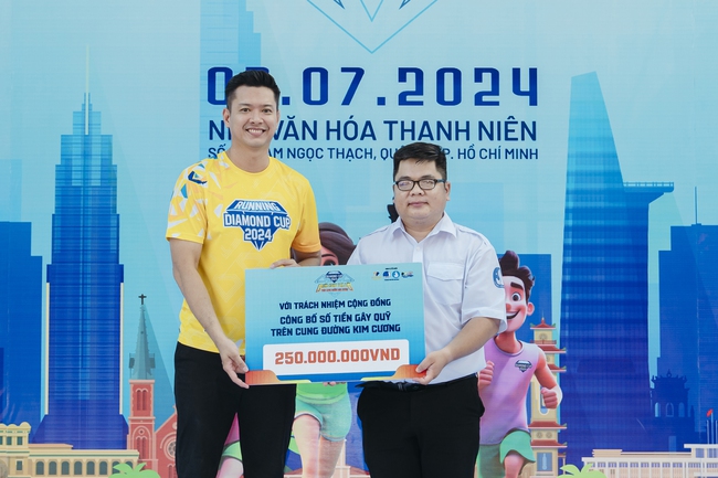 "Running Diamond Cup 2024" thu hút hơn 2.500 runners và gây quỹ 250 triệu đồng  - Ảnh 3.