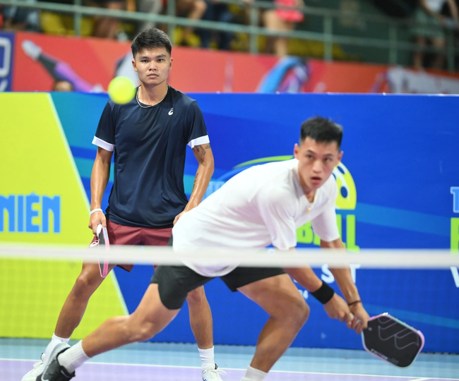 Tay vợt chuyên nghiệp đăng quang giải Pickleball Thanh Niên 2024 - Ảnh 1.