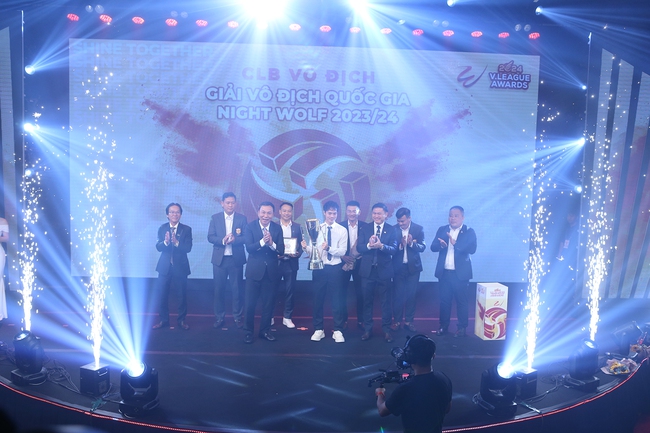 V-League Awards 2024: Tân vương Nam Định bội thu danh hiệu - Ảnh 1.