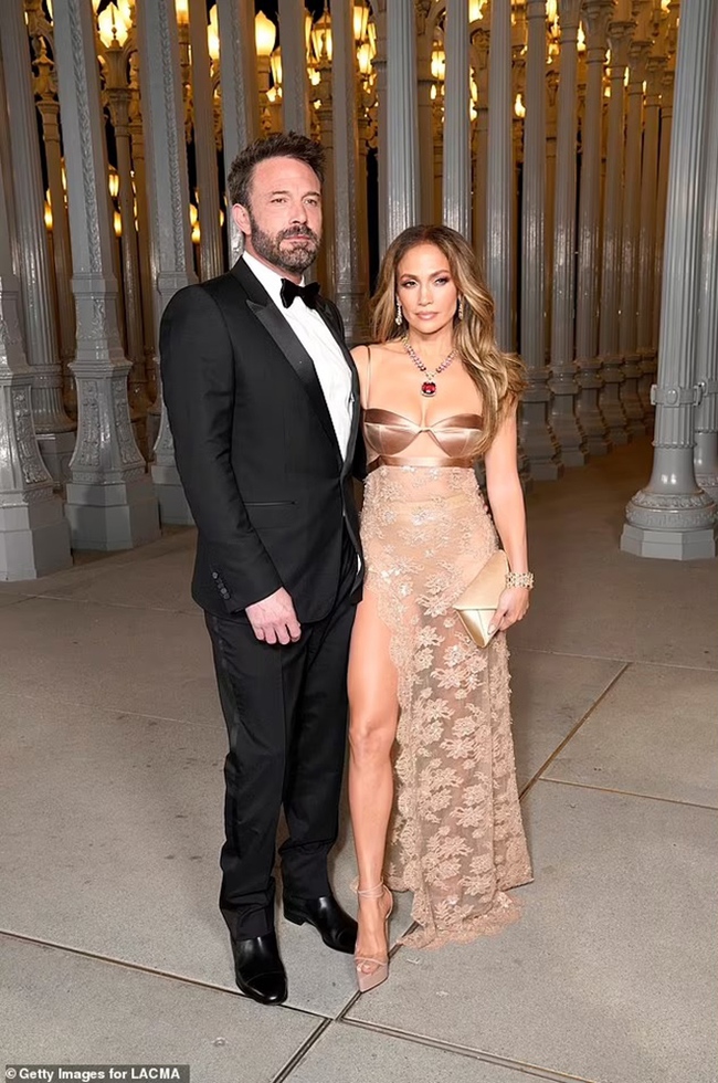 Ben Affleck và Jennifer Lopez đã hoàn tất giấy tờ ly hôn - Ảnh 1.