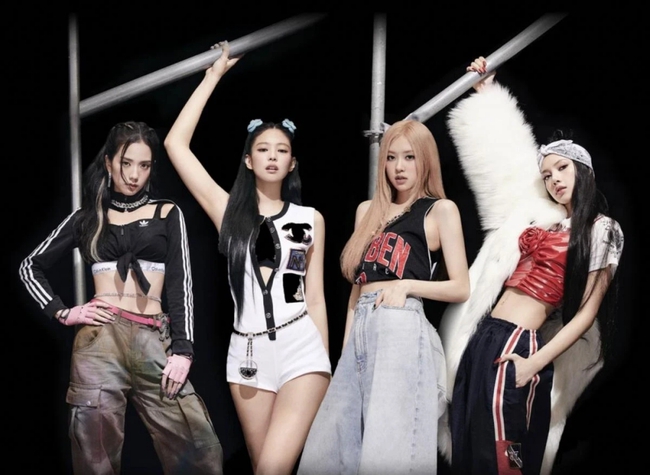 2NE1 'cháy' vé concert, cùng Blackpink vực dậy YG? - Ảnh 5.