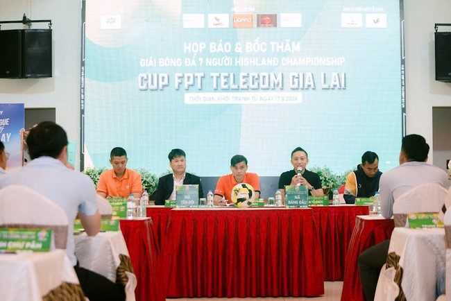 16 đội tranh tài tại giải Highland Championship 2024 - Ảnh 2.