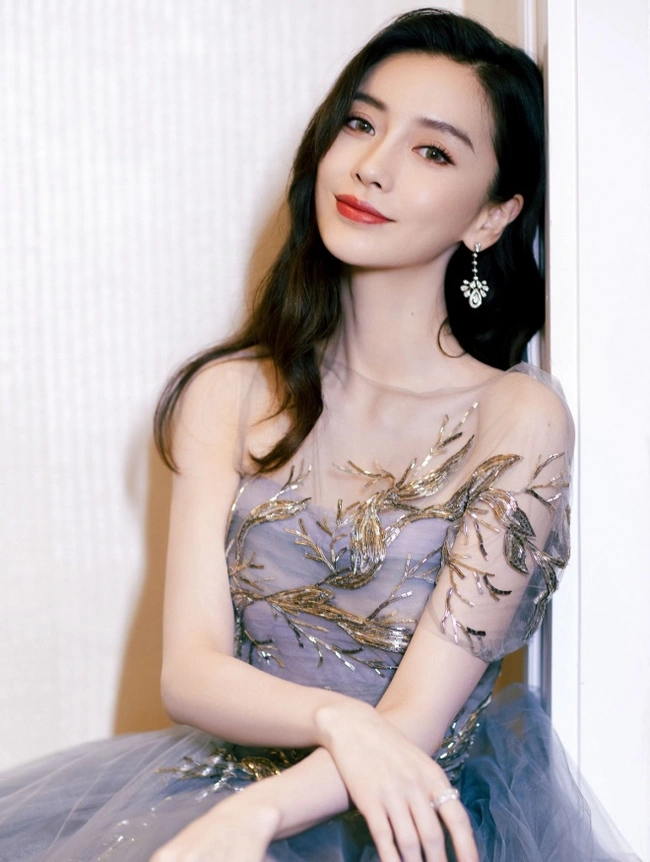 Angelababy giàu cỡ nào? - Ảnh 4.