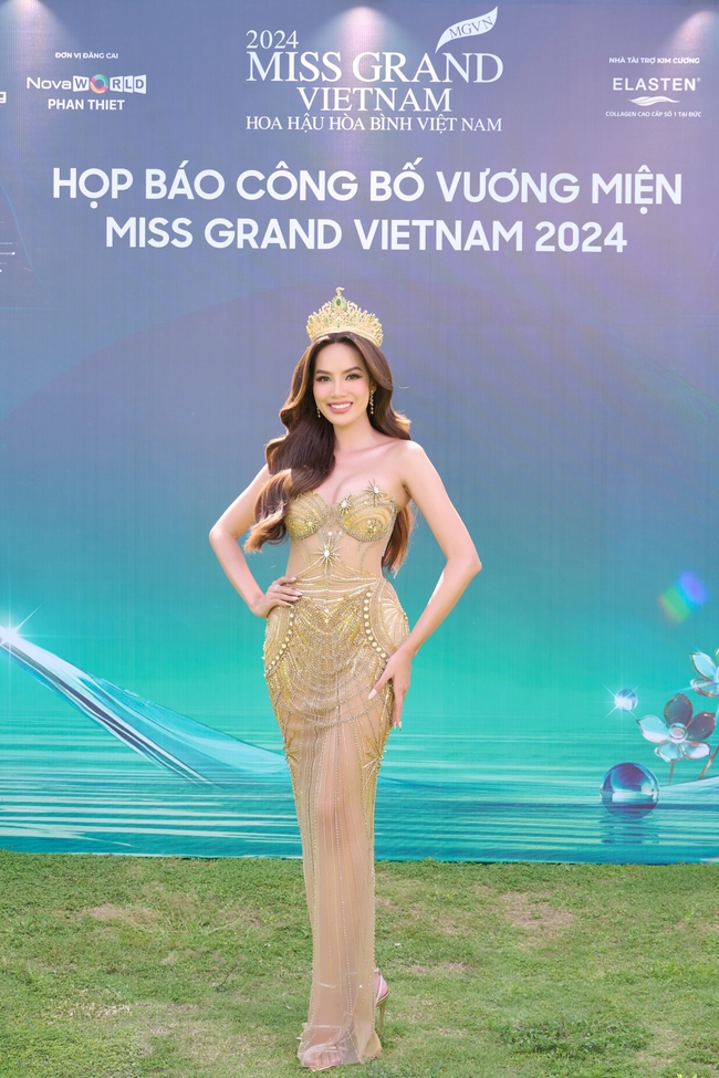 Miss Grand Vietnam 2024 công bố vương miện từ vàng 24K, hơn 1.000 viên đá kim vương và ngọc lục bảo - Ảnh 1.