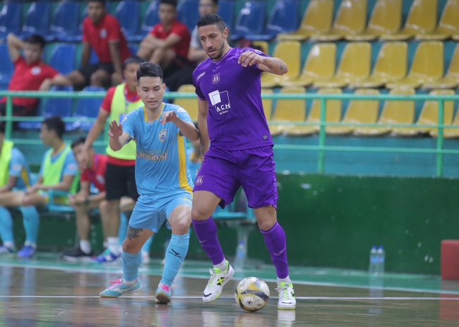 CLB futsal châu Âu trình diễn đẳng cấp khó tin ở Việt Nam - Ảnh 1.