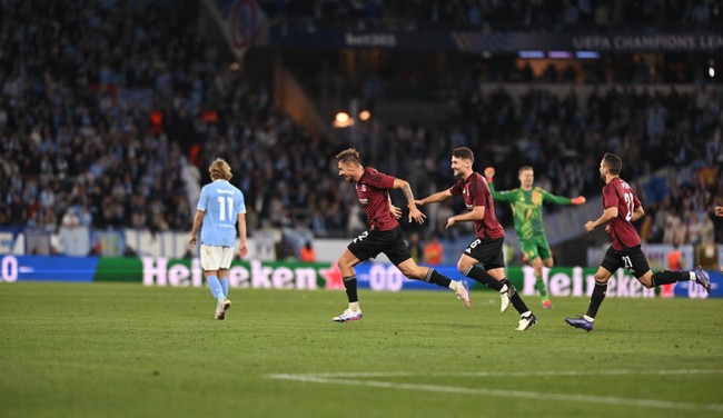 Play-off Cúp C1: Galatasaray rượt đuổi ngoạn mục, đội bóng CH Séc đặt một chân vào vòng bảng - Ảnh 2.