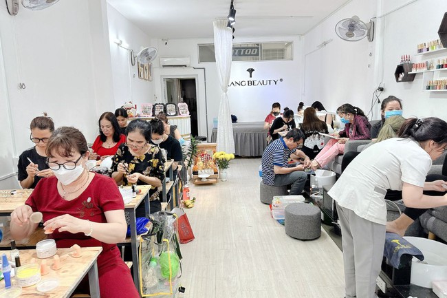 Học nail ở đâu tốt tại TPHCM? Giới thiệu khóa học chuyên nghiệp tại Trang Beauty Salon - Ảnh 5.