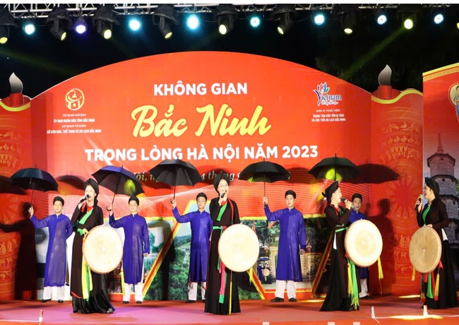 Bắc Ninh tổ chức khu trưng bày &quot;Không gian văn hóa, du lịch Bắc Ninh trong lòng Hà Nội&quot; tại Làng Văn hóa - Du lịch các dân tộc Việt Nam dịp quốc khánh 2/9 năm 2024 - Ảnh 4.