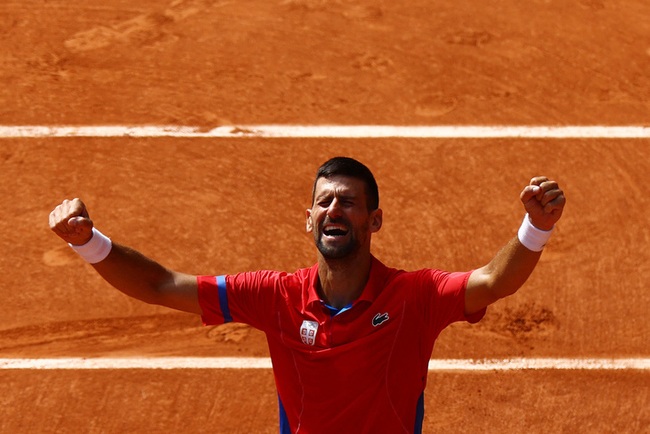 Djokovic gọi HCV là 'thành tựu lớn nhất sự nghiệp', úp mở khả năng tham dự Olympic 2028 - Ảnh 2.