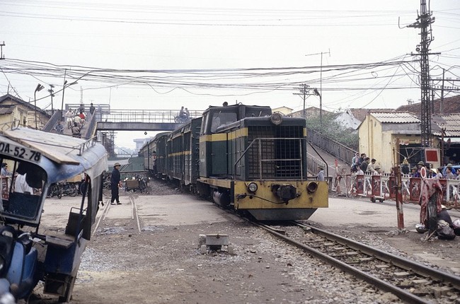 &quot;Đánh thức&quot; những cây cầu bộ hành của Hà Nội (kỳ 1): &quot;Lược sử&quot; những cây cầu đầu tiên - Ảnh 1.