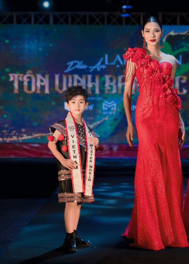 Bùi Khâu Minh Triết được đề cử tham dự cuộc thi Little Miss - Mister Little World - Ảnh 2.