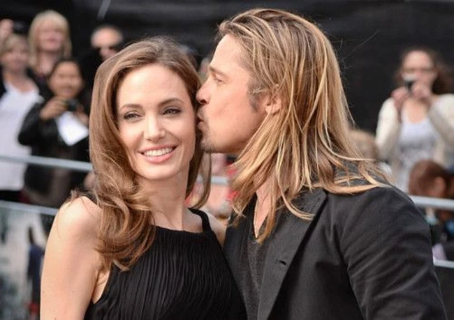 Cùng xem Brad Pitt và bạn gái Ines de Ramon phối hợp trang phục sành điệu như thế nào - Ảnh 14.