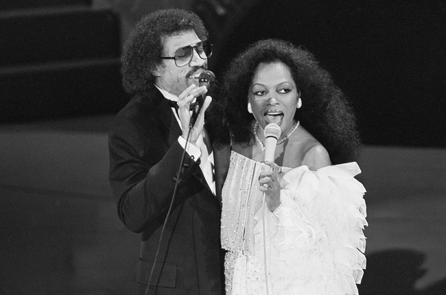 &quot;Tình yêu vĩnh cửu&quot; của Diana Ross & Lionel Richie - Ảnh 1.