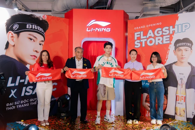 ISAAC là Đại sứ độc quyền thời trang thể thao LI-NING tại Việt Nam - Ảnh 2.