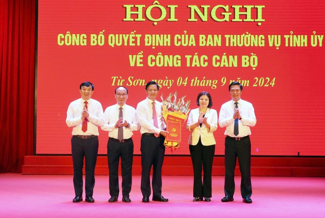 Bắc Ninh: Điều động, bổ nhiệm các lãnh đạo sở, ngành, địa phương - Ảnh 2.