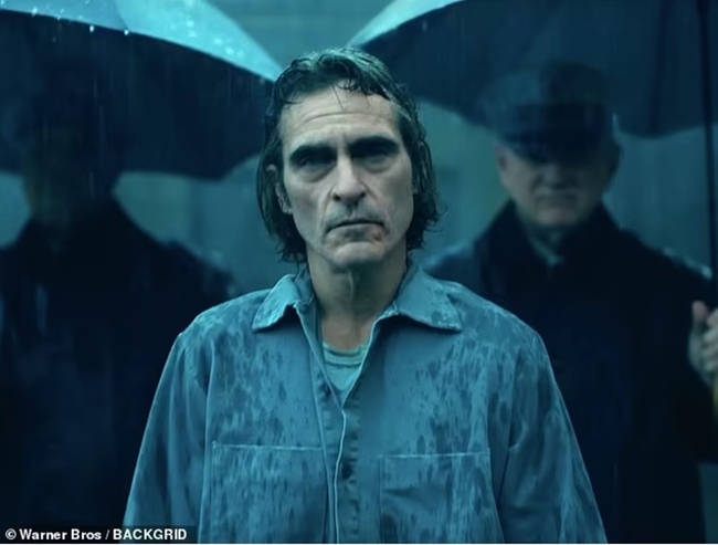 (Bài đăng thứ 7) Joaquin Phoenix &quot;gần như phát điên&quot; sau khi ăn kiêng để giảm 22kg cho vai Joker - Ảnh 3.