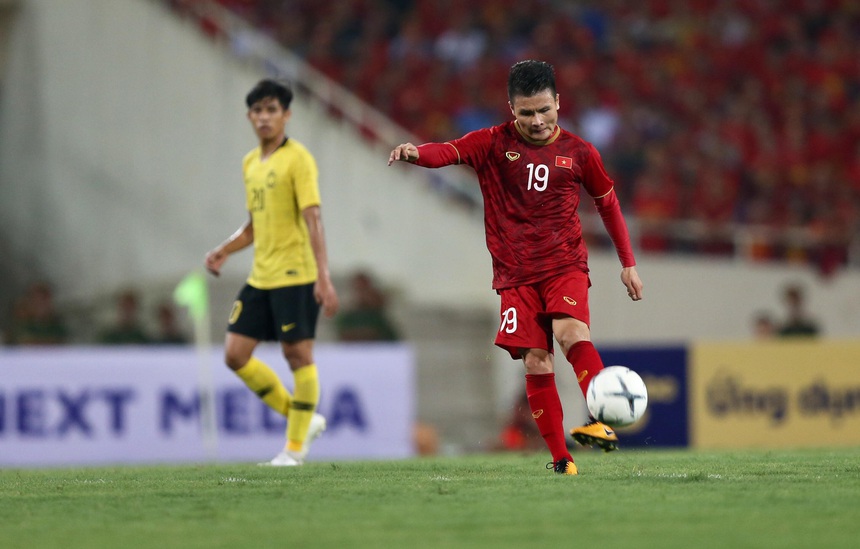 Cầu thủ xuất sắc nhất AFF Cup: Việt Nam có 3 cầu thủ - Ảnh 2.