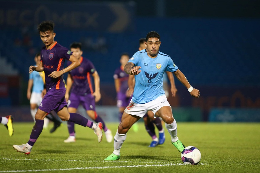 Cuộc đua trụ hạng V-League 2022: TPHCM có quyền tự quyết, Nam Định gặp lịch khó - Ảnh 3.