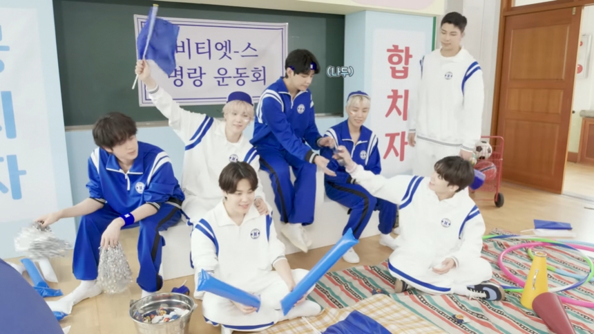 ARMY trầm trồ trước vẻ trẻ trung cực chất của Jungkook BTS - Ảnh 3.