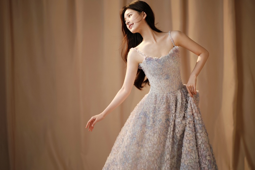 Nhan sắc ngọt ngào của Triệu Lộ Tư trong bộ ảnh tuổi 24 - Ảnh 7.