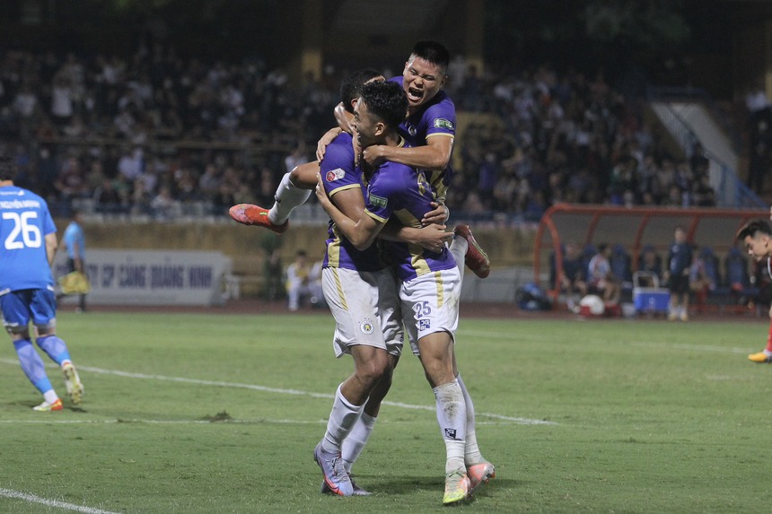 Bóng đá Việt Nam hôm nay: Hà Nội đặt mục tiêu đánh bại Hà Tĩnh và HAGL - Ảnh 1.